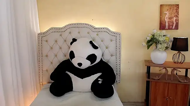 DreamLADYBOY online show from March 2025 05:22:02 AM