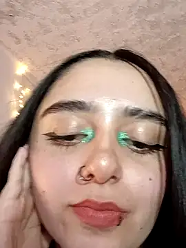 Snapshot of IvonneT chatting on February 2025 11:12:02 PM IvonneT online show from February 2025 11:12:02 PM