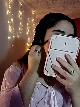 Snapshot of IvonneT chatting on March 2025 10:38:01 PM IvonneT online show from March 2025 10:38:01 PM