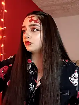 Snapshot of IvonneT chatting on October 2025 03:51:02 AM IvonneT online show from October 2025 03:51:02 AM