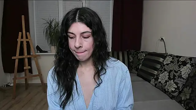 MolagAnna online show from September 2025 07:48:01 PM