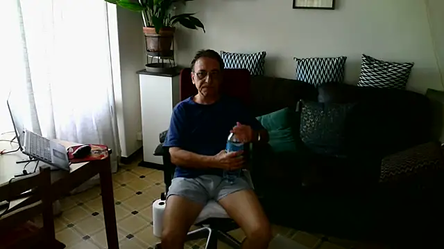 HETEREOMAN online show from September 2025 04:34:02 PM