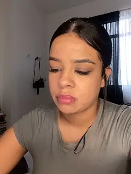 trianawhite online show from January 2025 03:48:01 PM