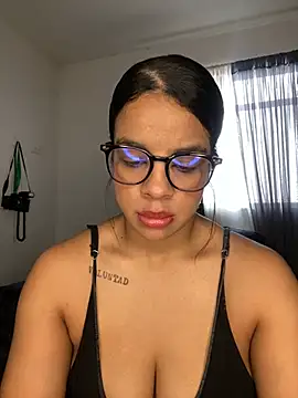 trianawhite online show from March 2026 03:50:01 PM