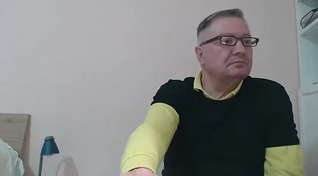 Snapshot of YOU6me chatting on January 2025 02:47:02 PM YOU6me online show from January 2025 02:47:02 PM