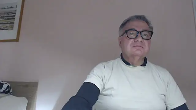 YOU6me online show from December 2025 03:08:02 PM