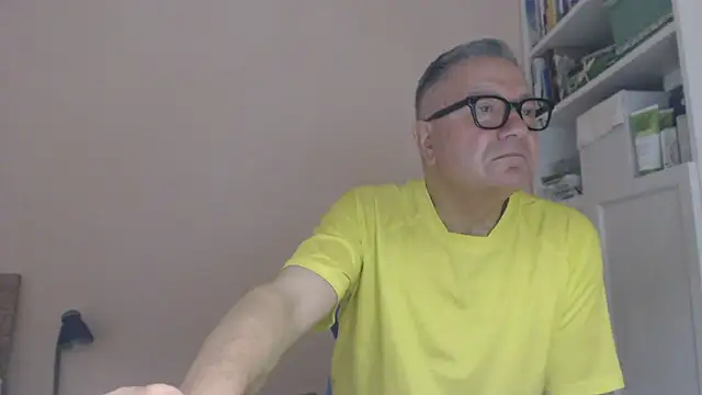 Snapshot of YOU6me chatting on July 2026 10:21:02 AM YOU6me online show from July 2026 10:21:02 AM