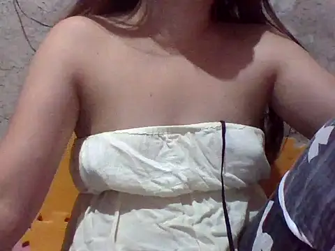 Beatrice143 online show from October 2025 07:03:02 PM