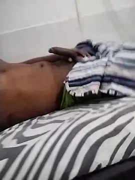 chocolatico1982 online show from December 2024 07:11:01 PM