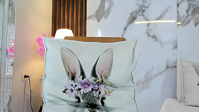 hannahill69 online show from January 2025 10:15:02 AM