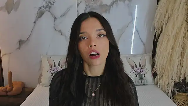 hannahill69 online show from March 2025 04:47:01 AM