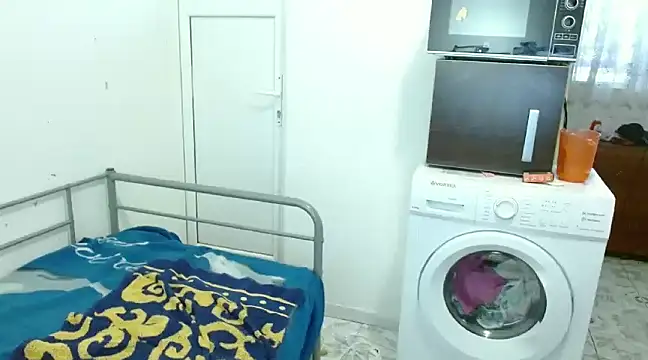 RidemerafSuzana online show from March 2025 10:55:02 AM