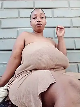 winterqueenx online show from December 2024 12:38:02 PM