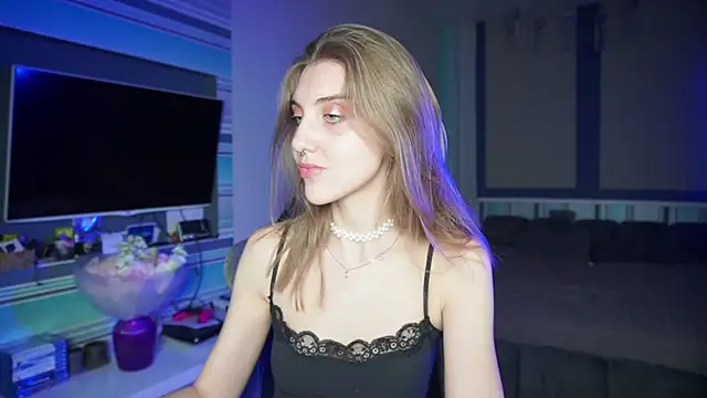 CassiaBlade1 online show from September 2025 06:30:02 PM