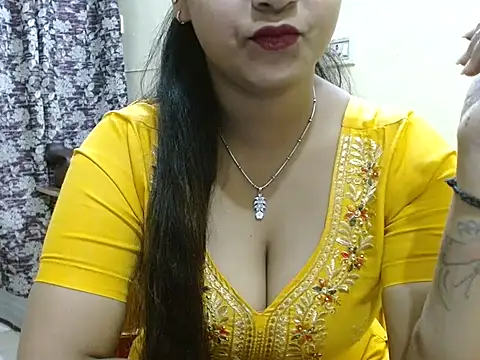 LovingPihu online show from April 2026 05:08:01 AM