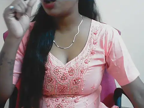LovingPihu online show from July 2026 05:15:02 AM