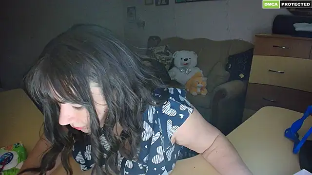 Lucretia Goldi  online show from January 2025 11:55:02 PM