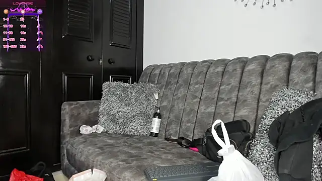 Keyla Milf online show from September 2025 02:56:02 AM