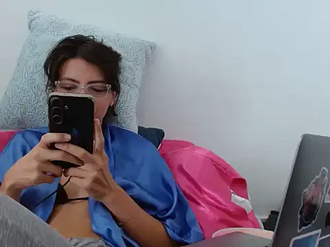 Snapshot of Labebe-rica chatting on June 2026 05:28:01 PM Labebe-rica online show from June 2026 05:28:01 PM