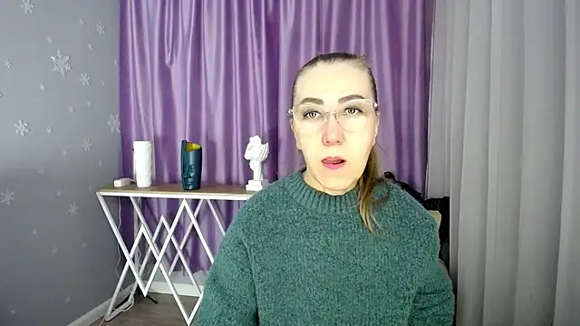 queen a n i online show from March 2025 08:34:02 AM