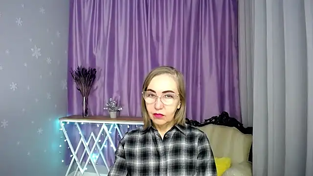 queen a n i online show from April 2026 11:23:01 AM