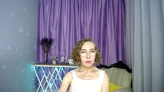 queen a n i online show from July 2026 07:28:02 AM