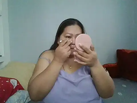 Snapshot of hornyKENDAH chatting on September 2025 04:49:02 AM hornyKENDAH online show from September 2025 04:49:02 AM