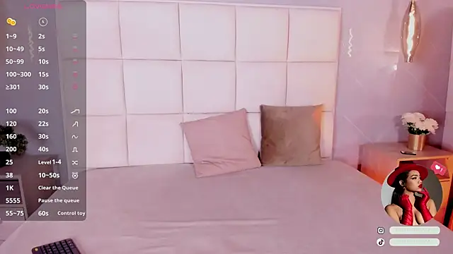 Snapshot of kem_hott chatting on January 2025 03:50:02 AM kem hott online show from January 2025 03:50:02 AM