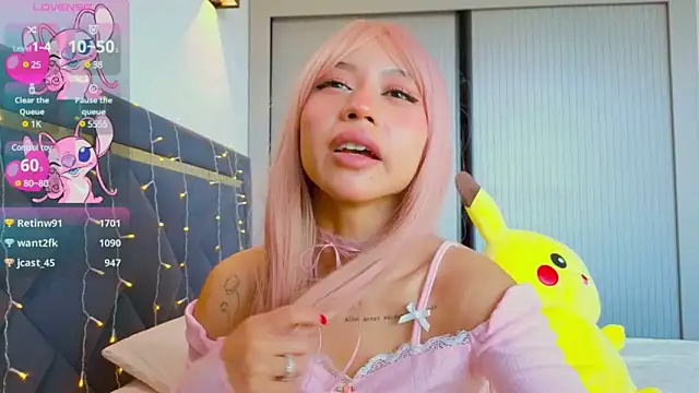 Mia Tin online show from March 2025 10:33:01 AM