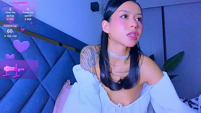 Mia Tin online show from March 2026 06:11:01 PM