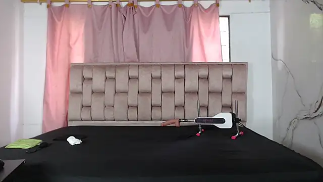 Sexytaty2022 online show from April 2026 01:00:02 PM