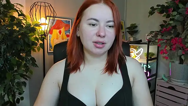 LAYLAxSTAR online show from October 2025 06:32:02 AM