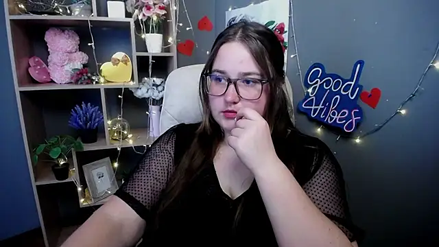XX Daniella XX online show from July 2026 06:33:02 AM
