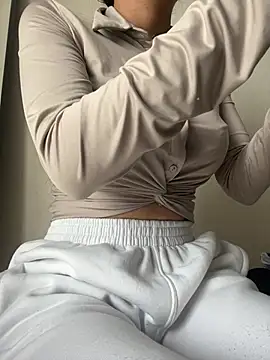 DulceMya6 online show from June 2026 01:10:01 PM