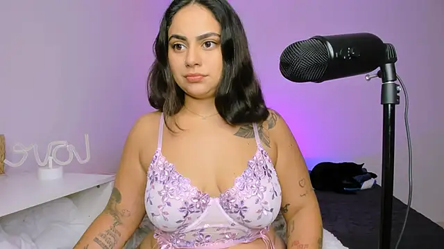 susy angel online show from February 2026 01:31:02 AM