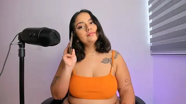 susy angel online show from April 2026 09:27:01 PM