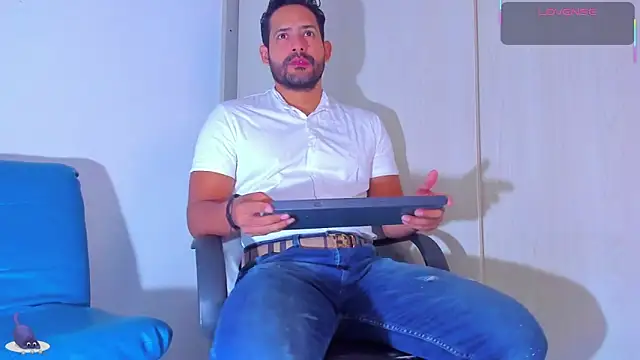 JorsMontero online show from March 2025 01:09:01 PM