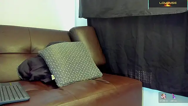 JorsMontero online show from November 2025 01:10:01 PM