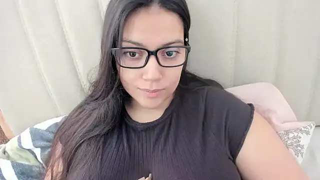 roniewester online show from October 2025 12:03:01 PM