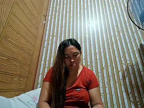 LalaiAsian online show from December 2025 11:12:01 PM