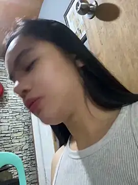 Snapshot of Hebefemme chatting on December 2025 07:53:02 PM Hebefemme online show from December 2025 07:53:02 PM