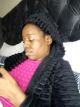 Snapshot of Sexynaughty_Gal chatting on May 2026 07:30:02 PM Sexynaughty Gal online show from May 2026 07:30:02 PM