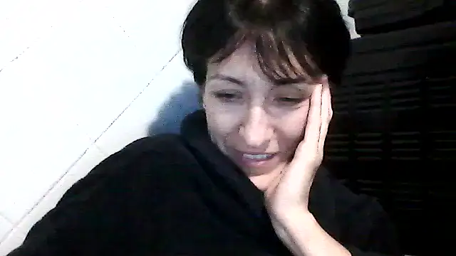 SunnyAmorre online show from October 2025 08:31:01 PM