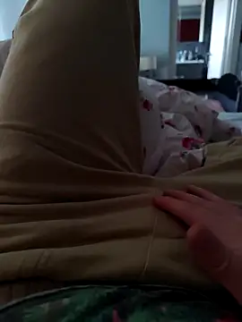 Snapshot of barocket3 chatting on March 2025 08:38:01 AM barocket3 online show from March 2025 08:38:01 AM