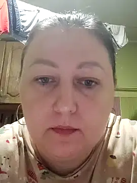 Rini333 online show from December 2025 06:58:02 PM