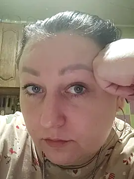 Rini333 online show from February 2026 05:11:01 PM