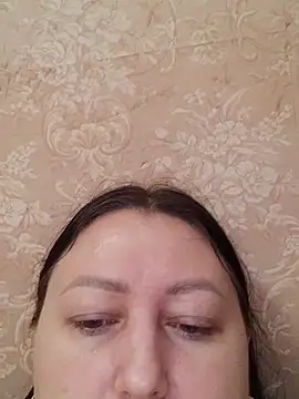 Rini333 online show from May 2026 02:45:01 PM