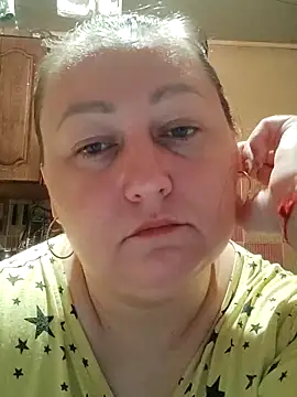 Rini333 online show from May 2026 09:31:01 PM