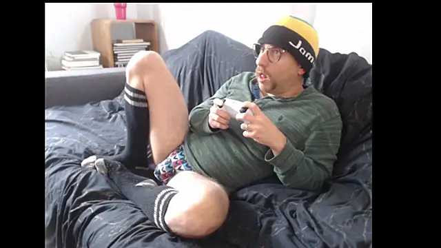 Snapshot of whiskyjane69 chatting on October 2025 12:17:01 PM whiskyjane69 online show from October 2025 12:17:01 PM