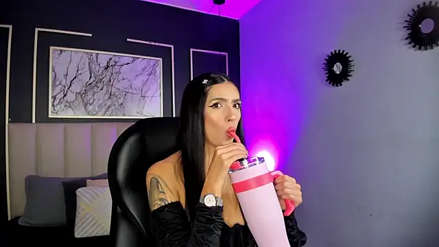 Samantha Brooke online show from March 2025 01:17:01 PM